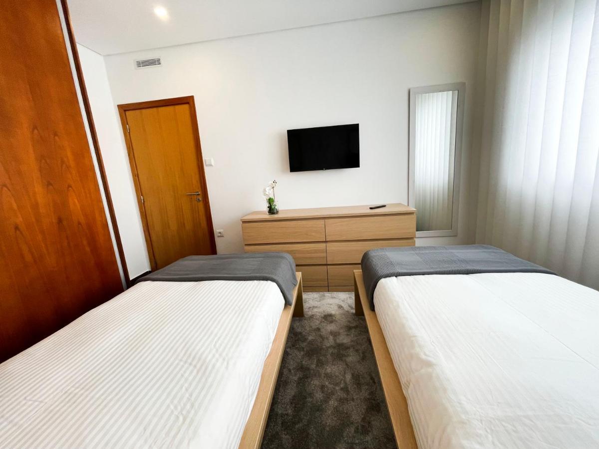 House 9 * Guimaraes