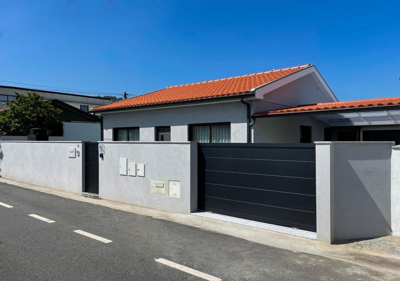 House 9 Guimaraes